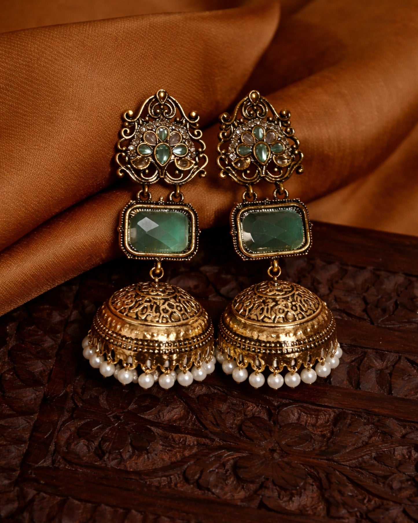 Emerald Pearl Jhumka Earrings