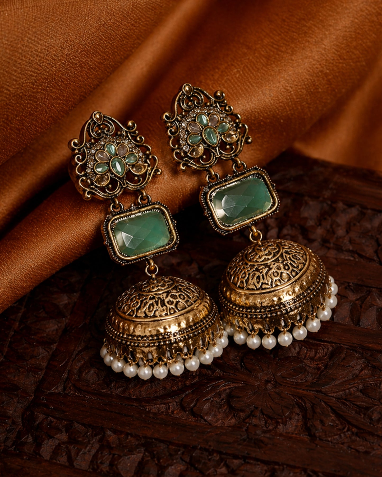 Emerald Pearl Jhumka Earrings