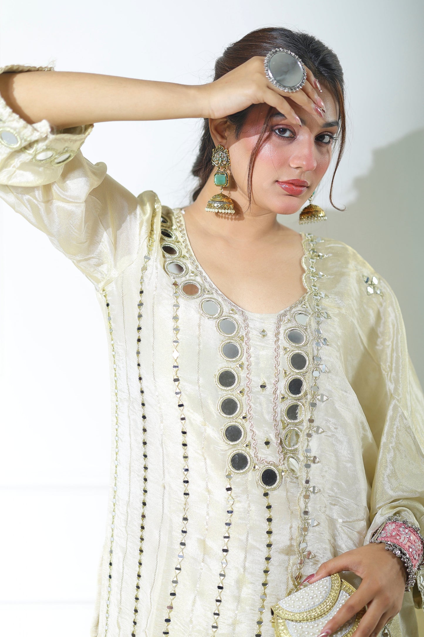 Noor-e-Ivory